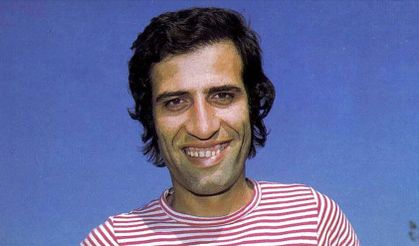 Usta Oyuncu Kemal Sunal 25 Yıl Sonra da Mezarı Başında Unutulmadı