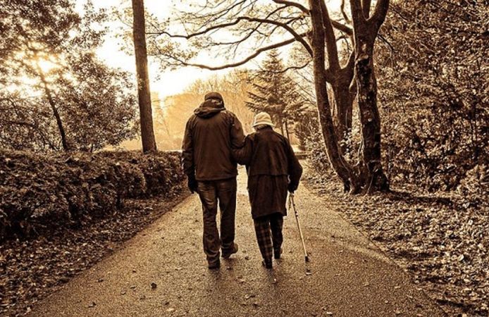 Bilim İnsanlarından Şaşırtan Açıklama: Yaşlanma 30'larda Başlıyor