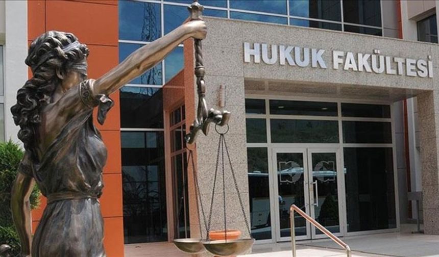 Hukuk Fakültelerinde Yeni Dönem Başlıyor: O Kural Değişti!