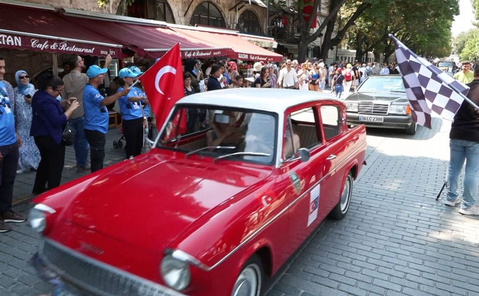 İpek Yolu Rallisi Sultanahmet’ten Başladı! Heyecan Dorukta